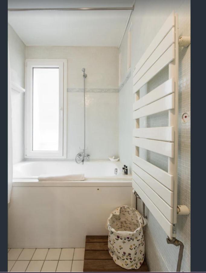 Petit appartement lumineux et atypique à Paris 14. Extérieur photo